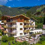 Hotel Der Schmittenhof 4*