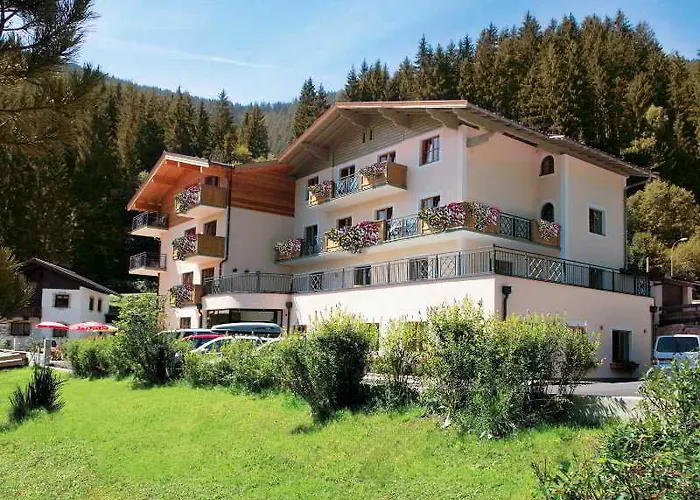 史密腾霍夫酒店 酒店 滨湖采尔